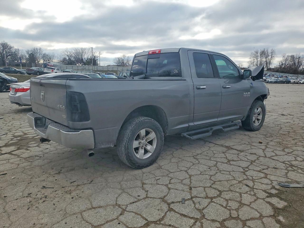 2013 Dodge Ram 1500 slt