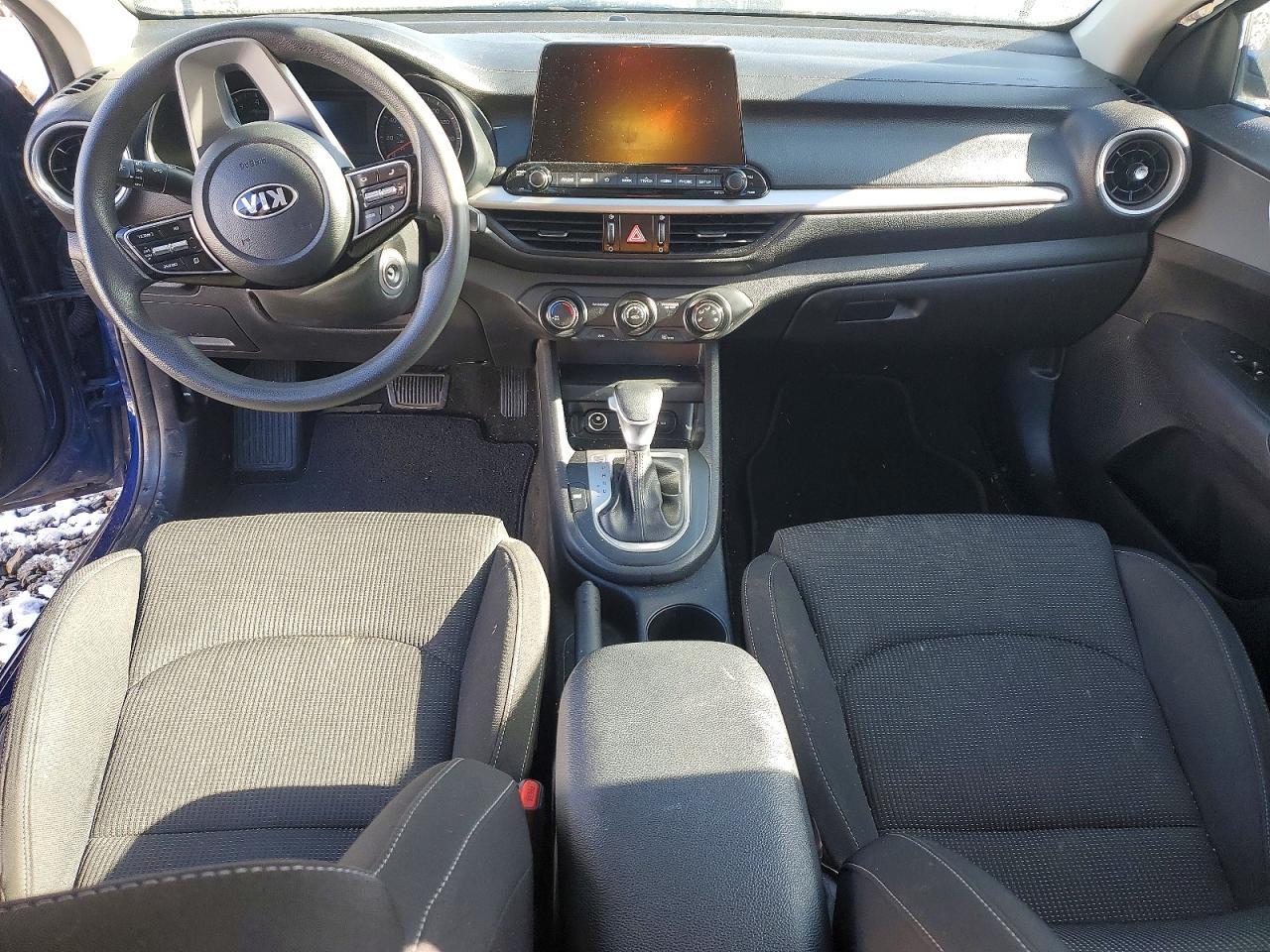 2021 KIA Forte fe