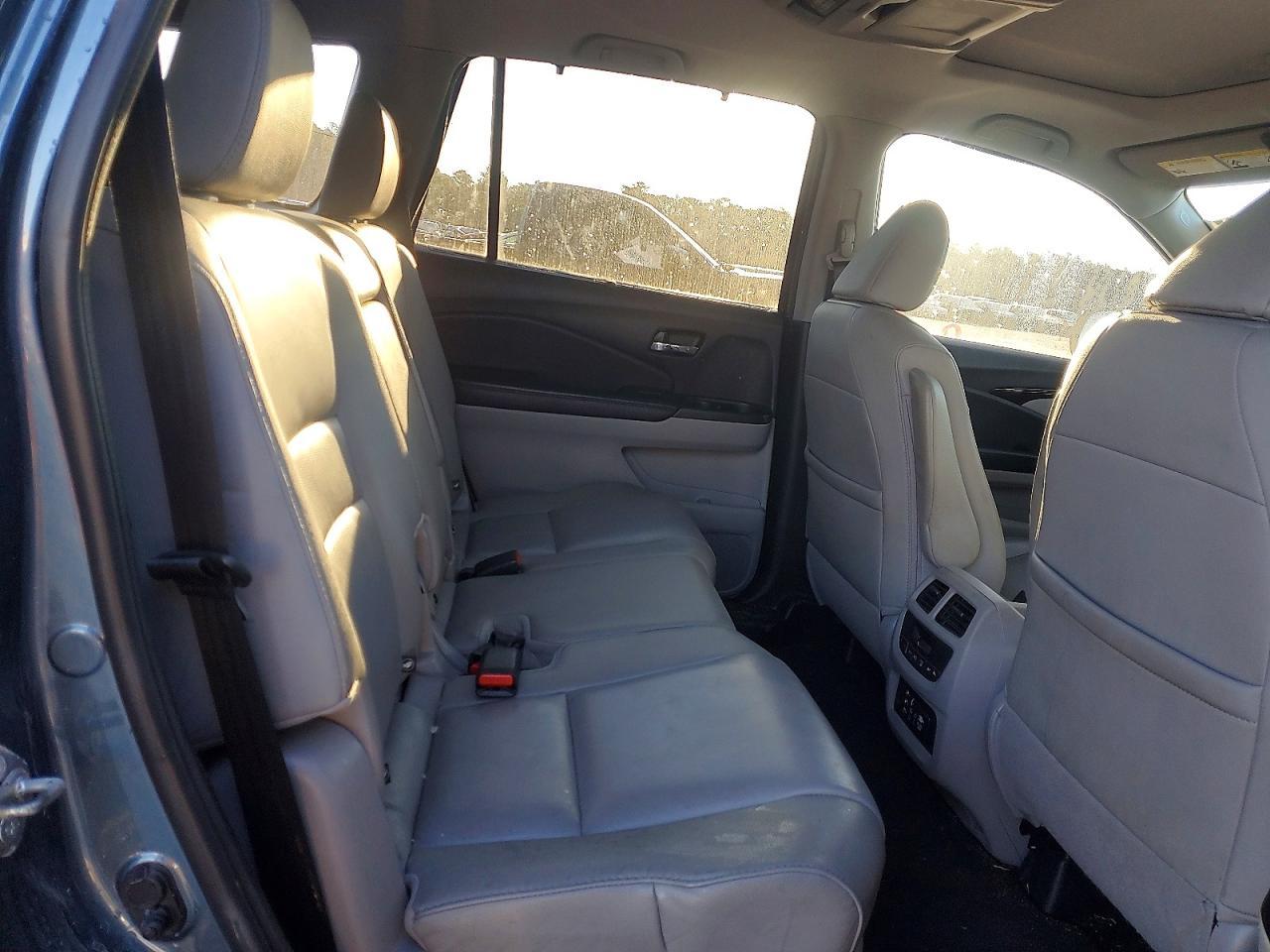 2018 Honda Pilot Touring