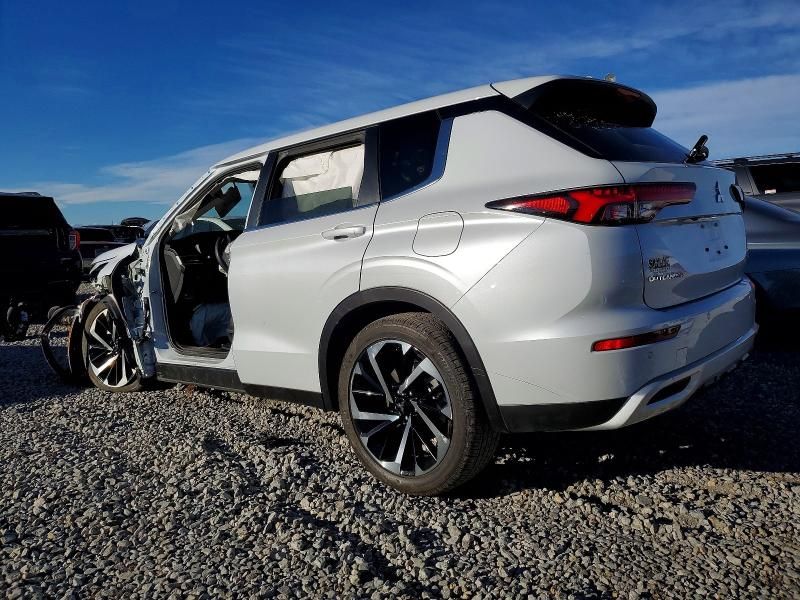 2025 Mitsubishi Outlander se