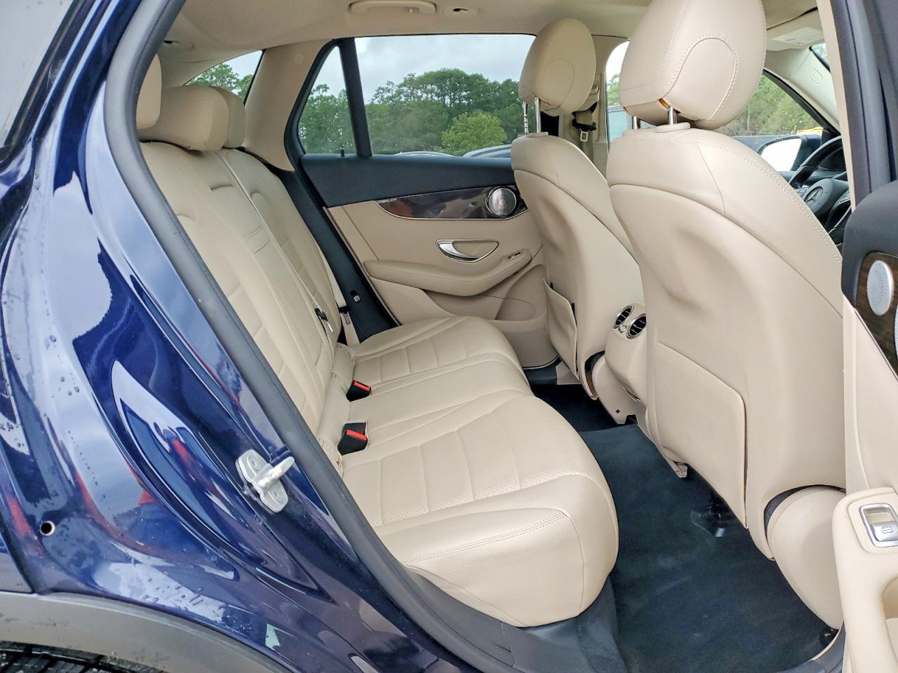 2016 Mercedes-Benz Glc 300