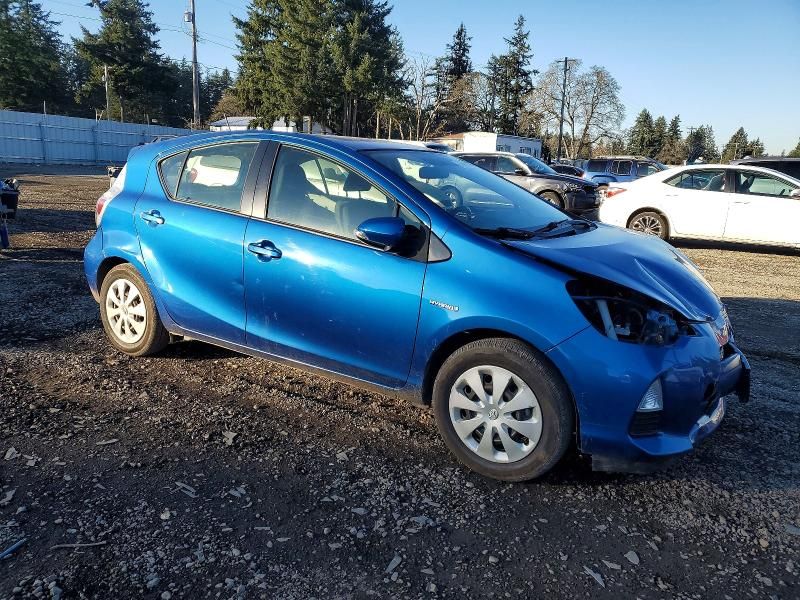 2014 Toyota Prius c