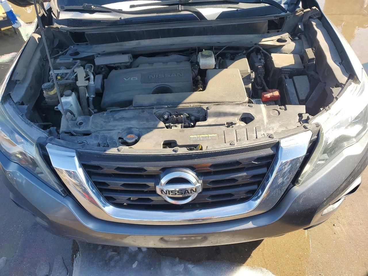 2018 Nissan Pathfinder s