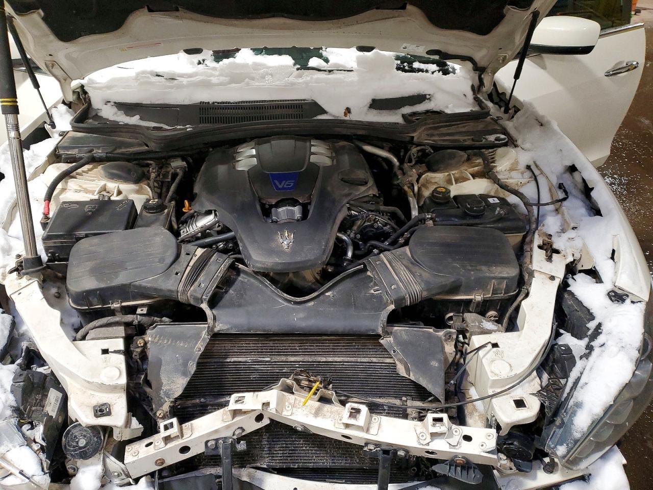 2016 Maserati Ghibli s