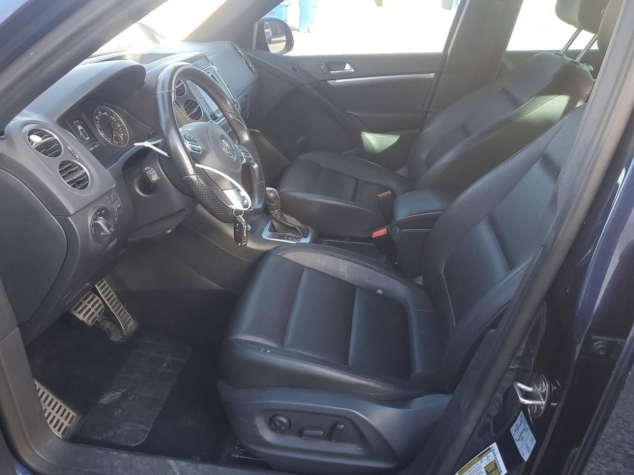 2016 Volkswagen Tiguan s