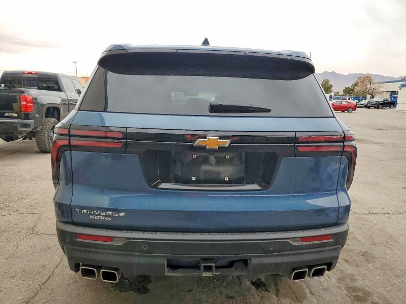 2024 Chevrolet Traverse ls