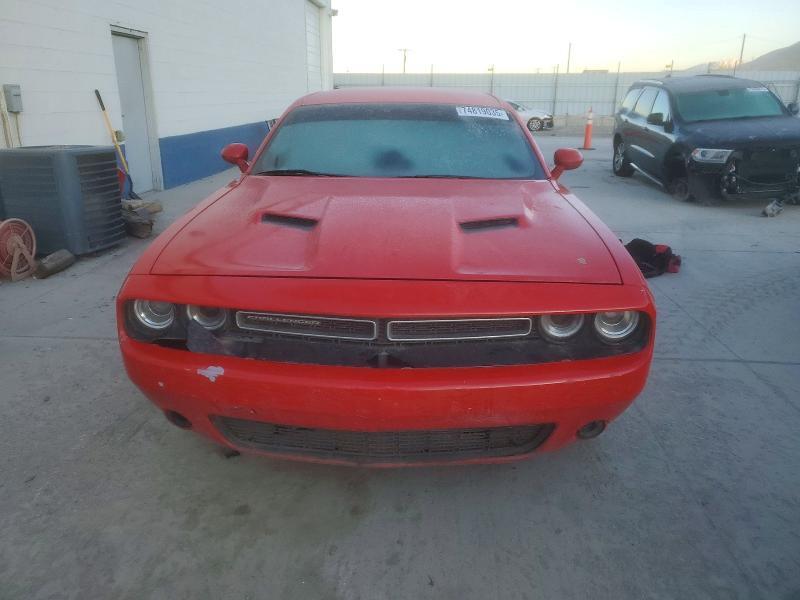 2016 Dodge Challenger sxt