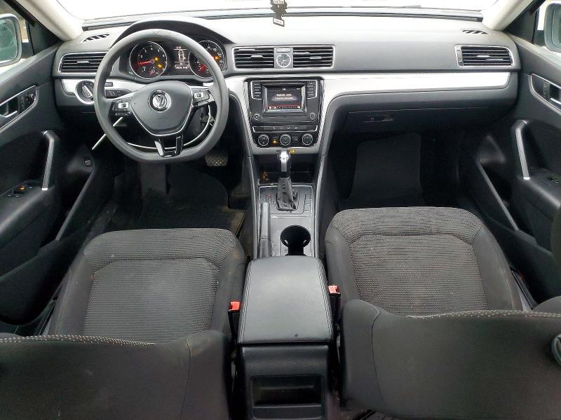 2016 Volkswagen Passat s