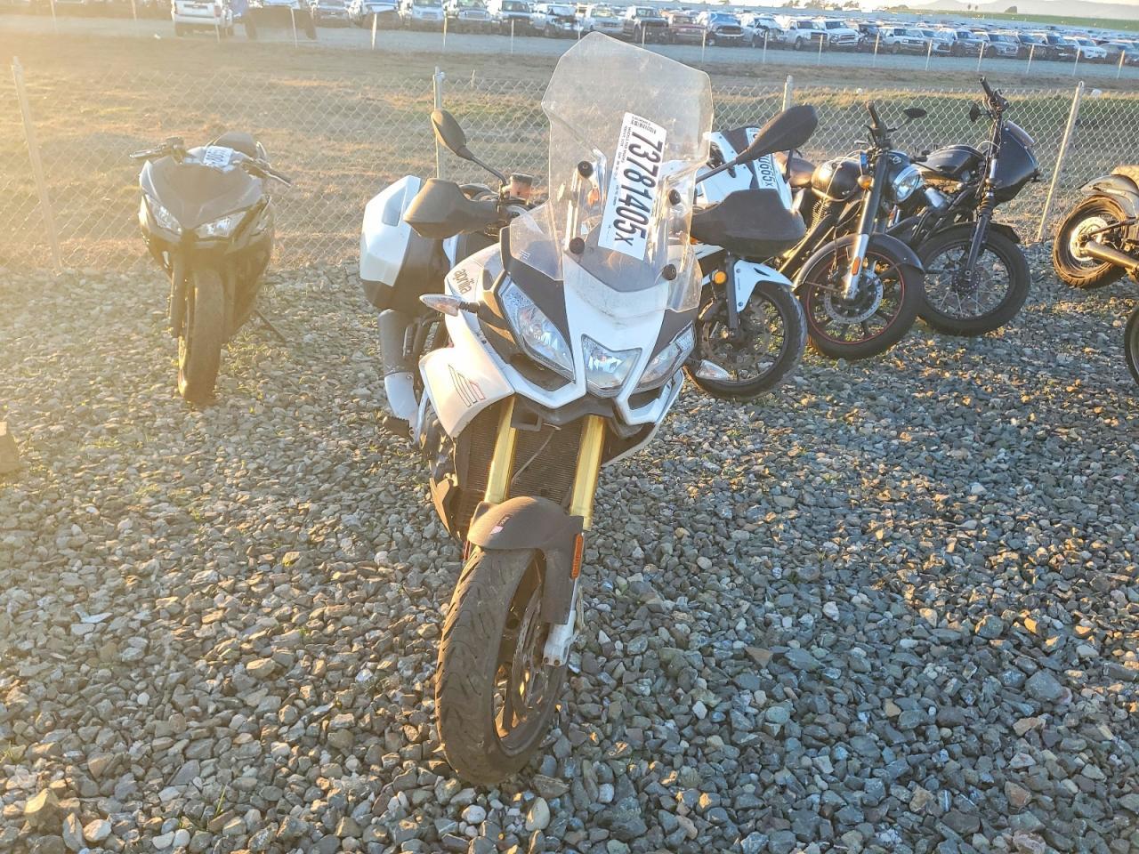 2015 Aprilia Caponord