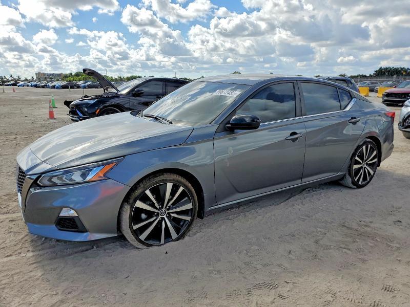 2021 Nissan Altima sr