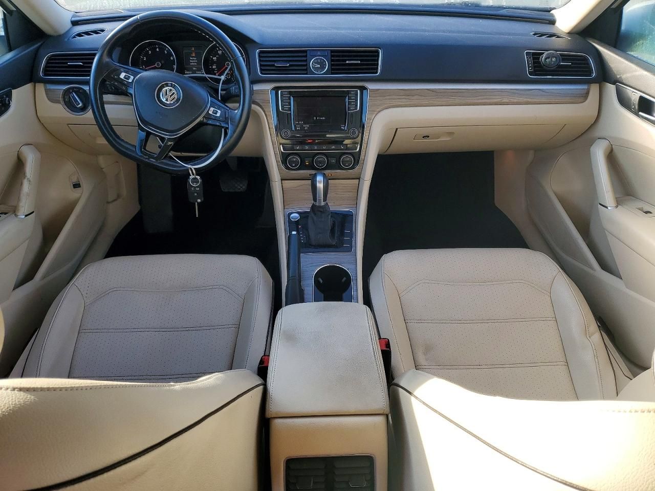 2017 Volkswagen Passat se