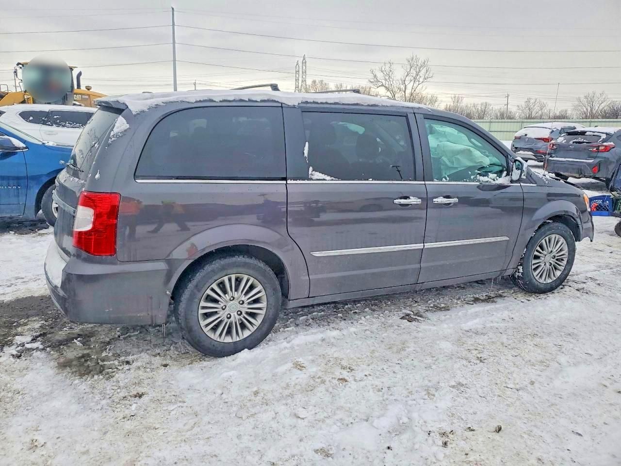 2015 Chrysler Town & Country Touring l