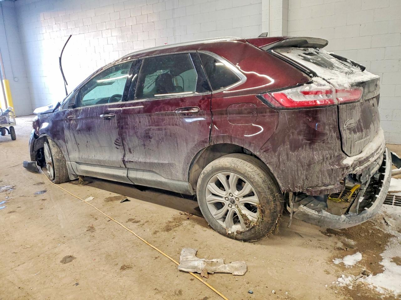 2023 Ford Edge Titanium