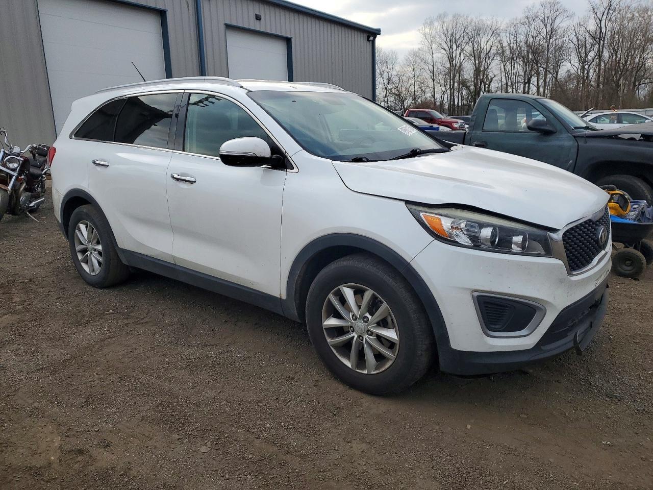 2017 KIA Sorento lx V6