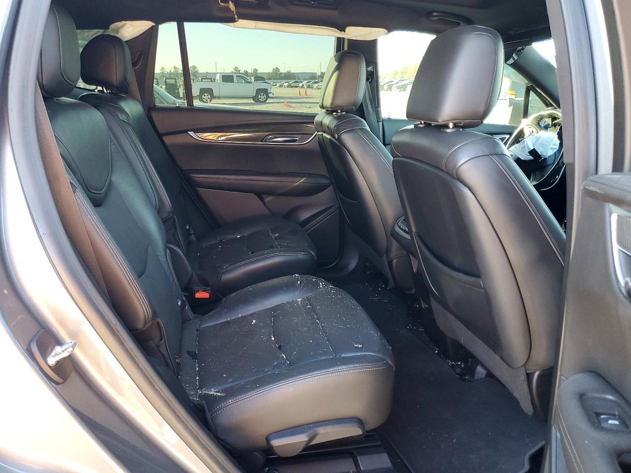 2020 Cadillac XT6 Sport