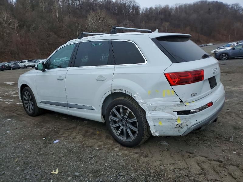 2019 Audi Q7 Premium Plus