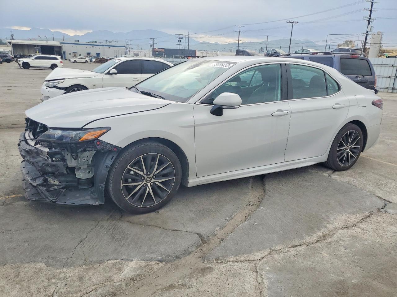 2023 Toyota Camry se