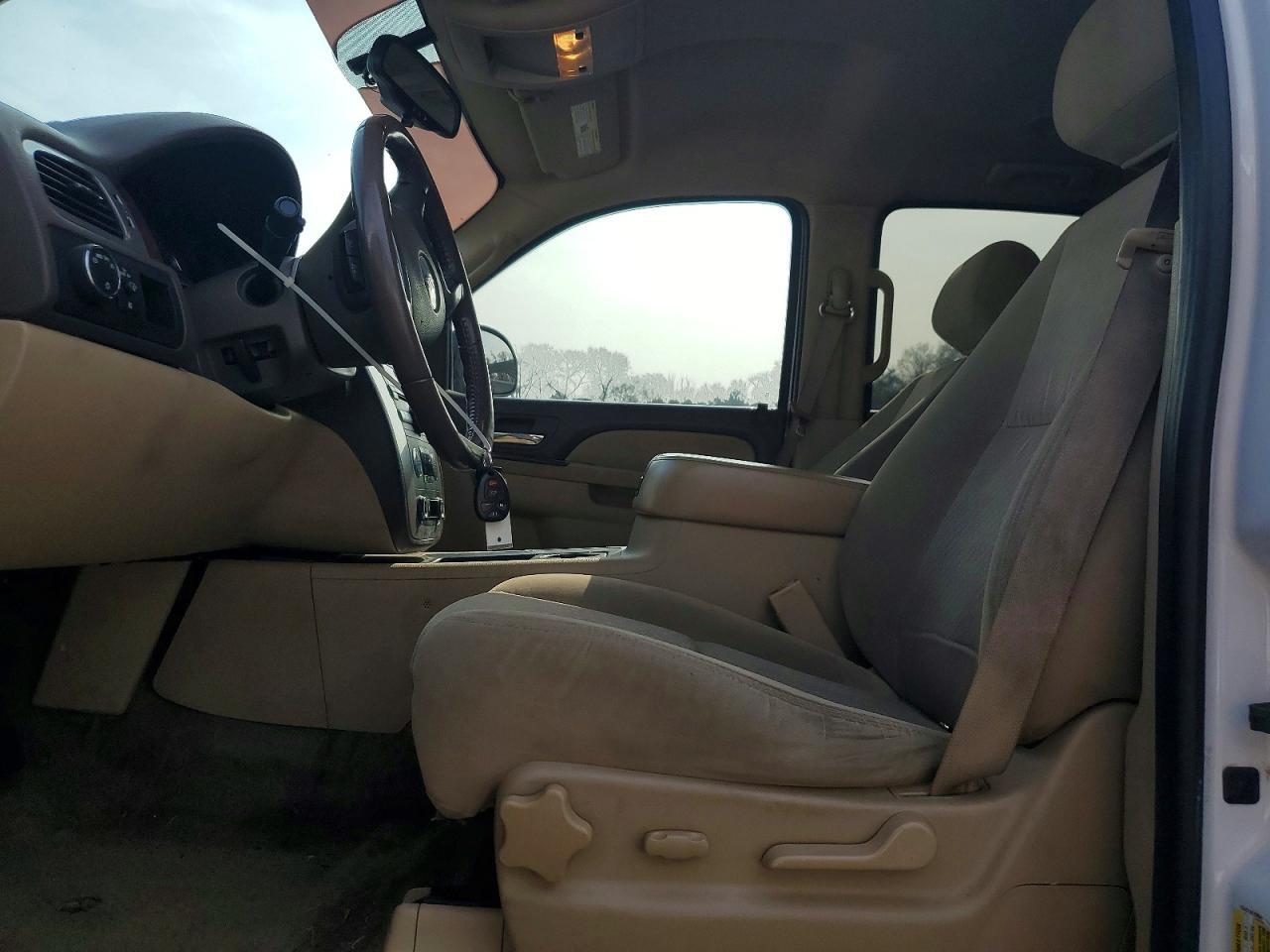 2011 GMC Yukon sle