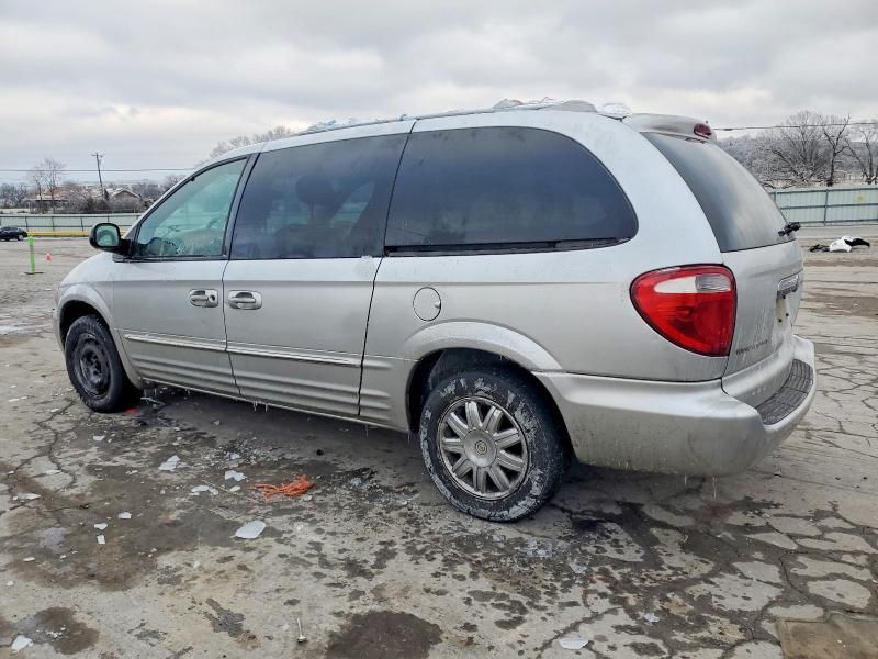 2004 Chrysler Town & Country Limited
