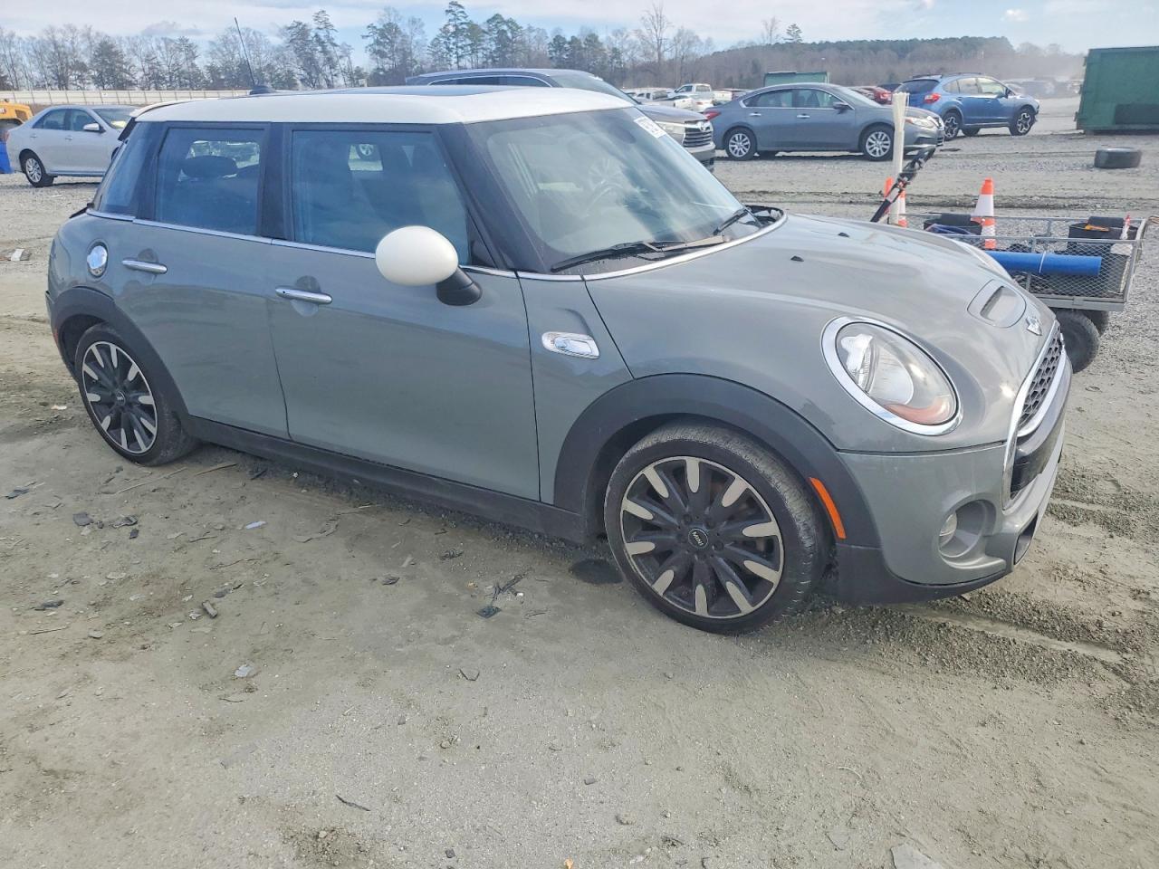 2017 Mini Cooper s