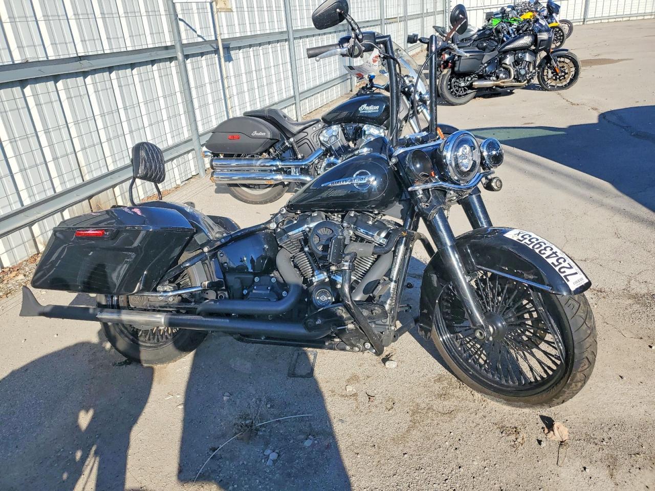 2018 Harley-Davidson Flhcs Heritage Classic 114