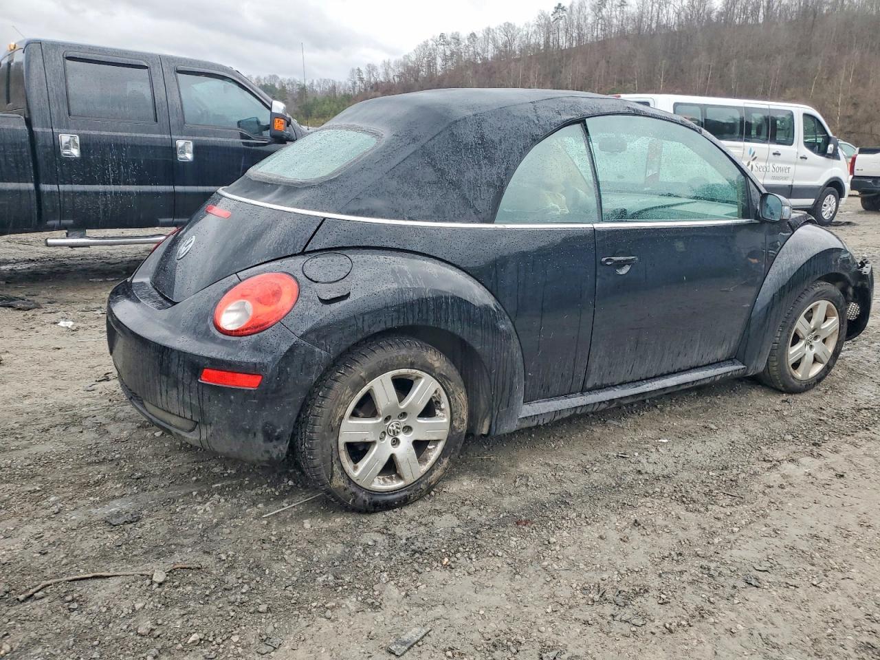 2007 Volkswagen New Beetle Convertible Option Package 1