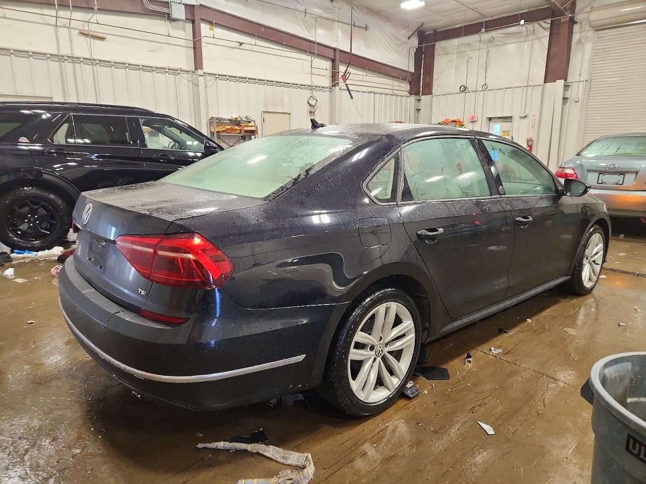 2019 Volkswagen Passat Wolfsburg
