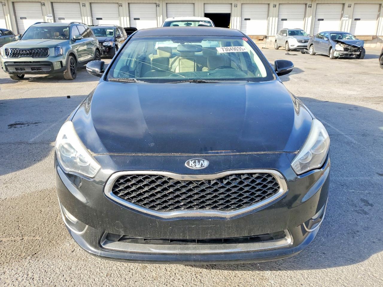 2014 KIA Cadenza Premium