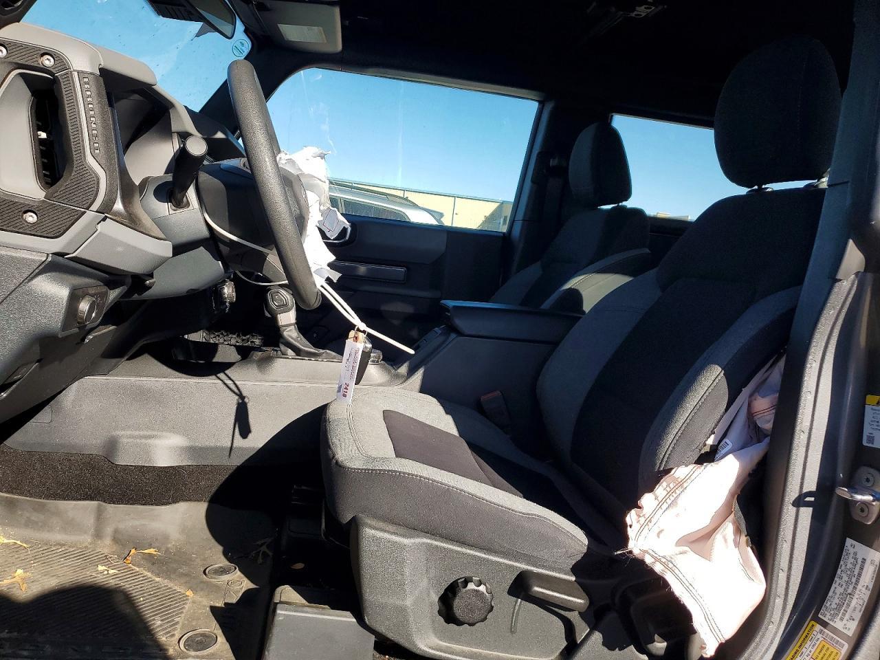 2021 Ford Bronco Base