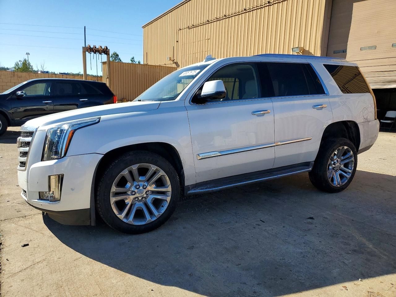 2018 Cadillac Escalade Luxury
