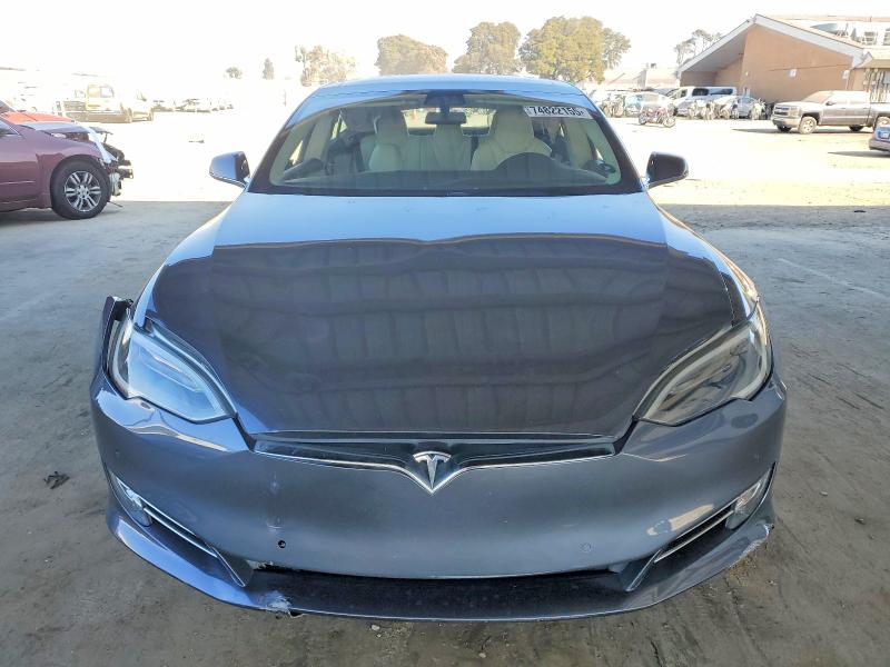 2018 Tesla Model s