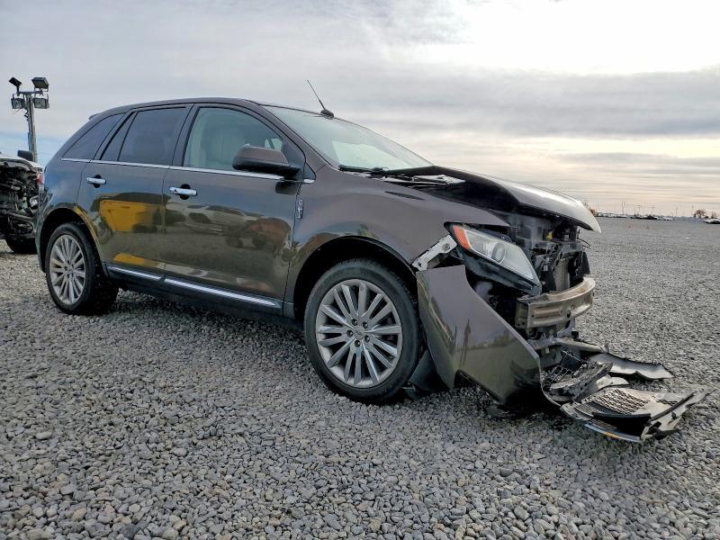 2011 Lincoln Townhouse MKX
