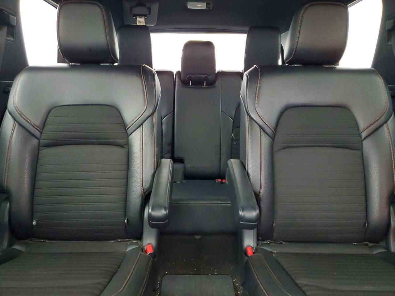 2023 Nissan Pathfinder sv