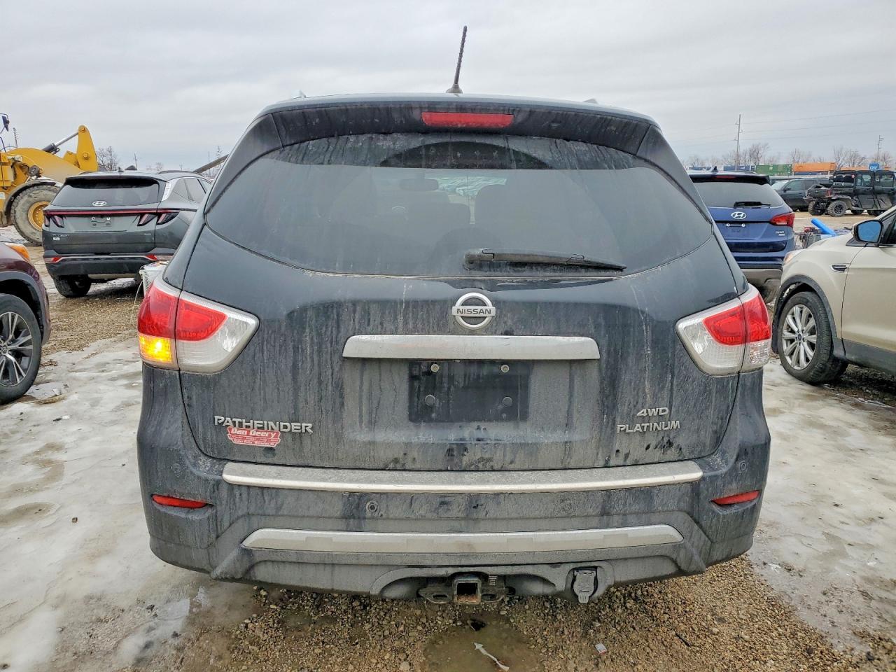 2015 Nissan Pathfinder s