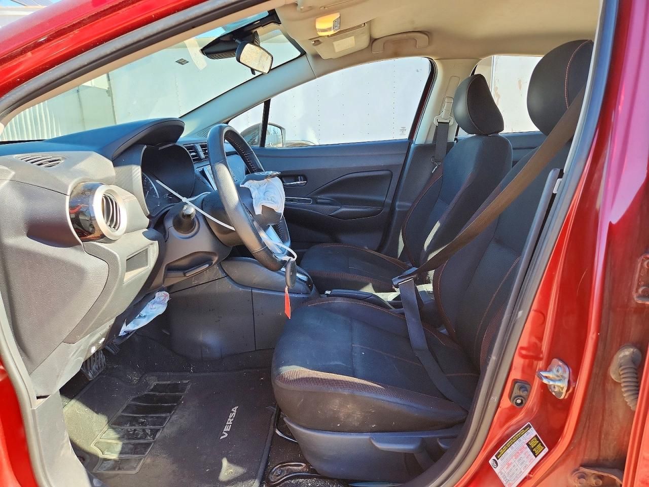 2020 Nissan Versa sr