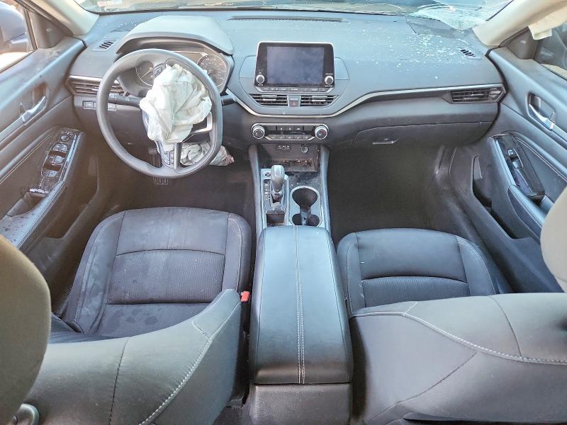 2021 Nissan Altima sv