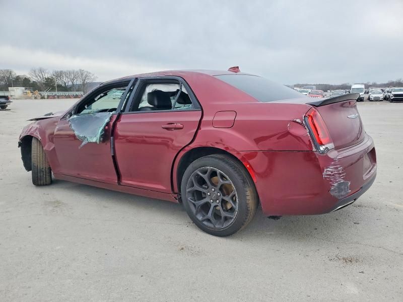 2019 Chrysler 300 s