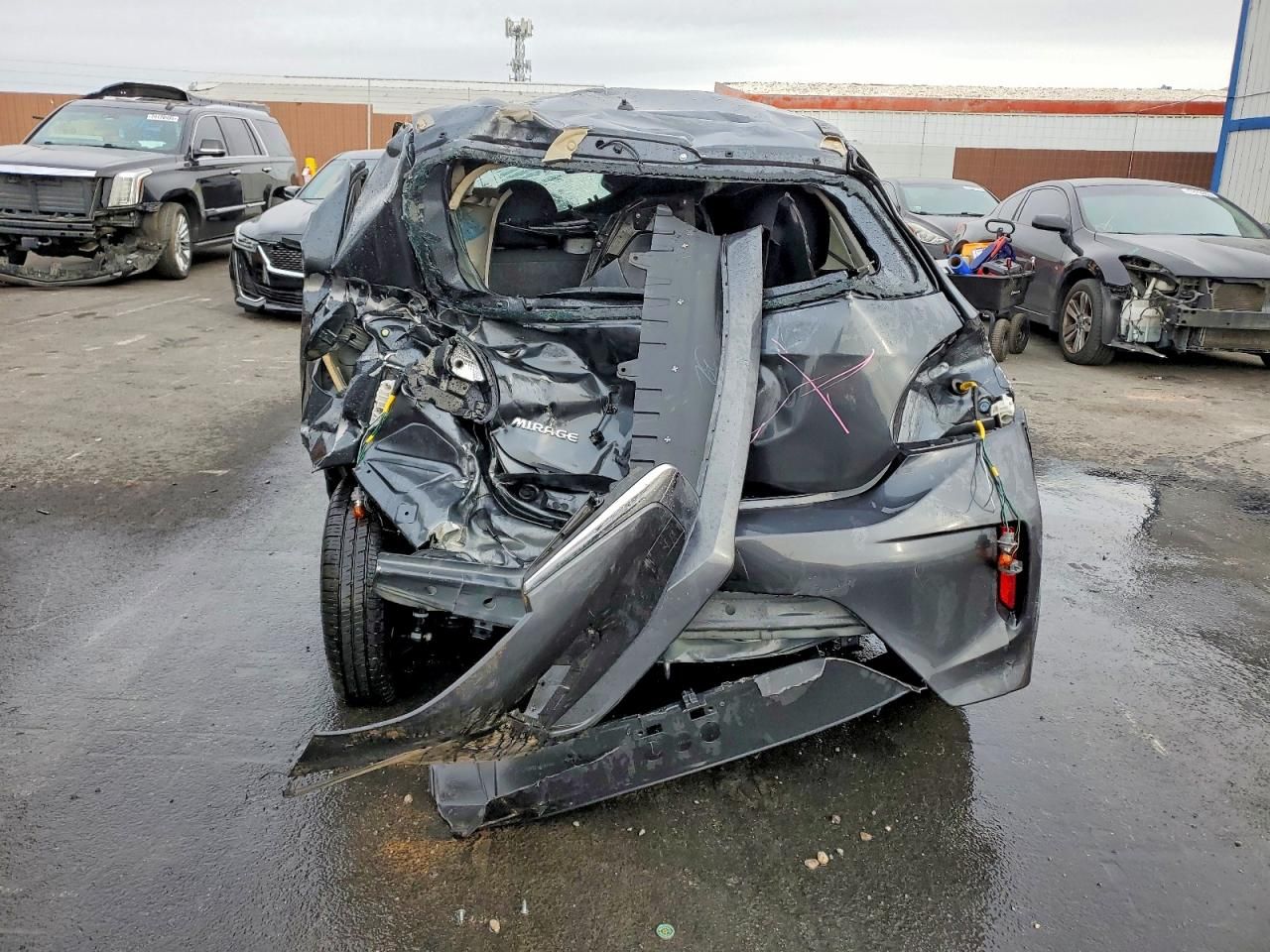 2024 Mitsubishi Mirage es