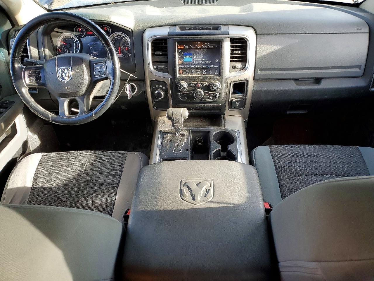 2013 Dodge Ram 1500 slt