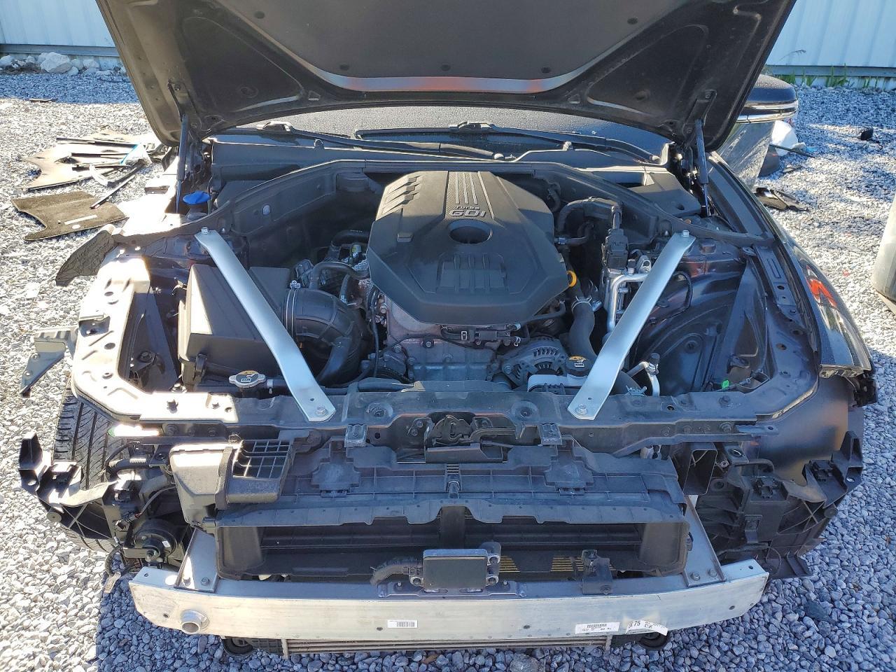 2023 Genesis G70 Base