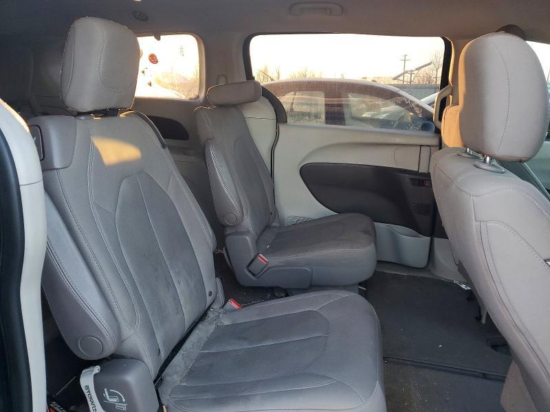 2018 Chrysler Pacifica Touring
