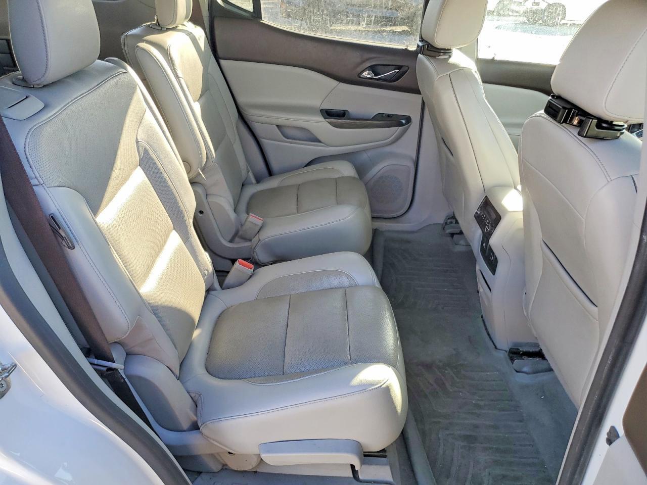 2017 GMC Acadia Slt-1
