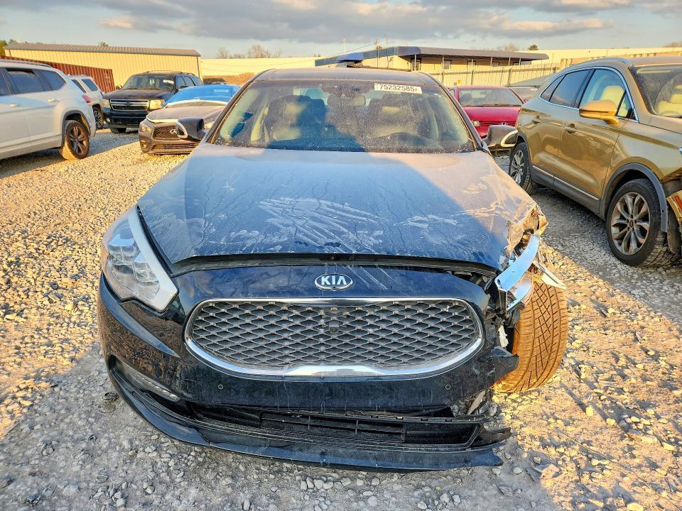 2015 KIA K900