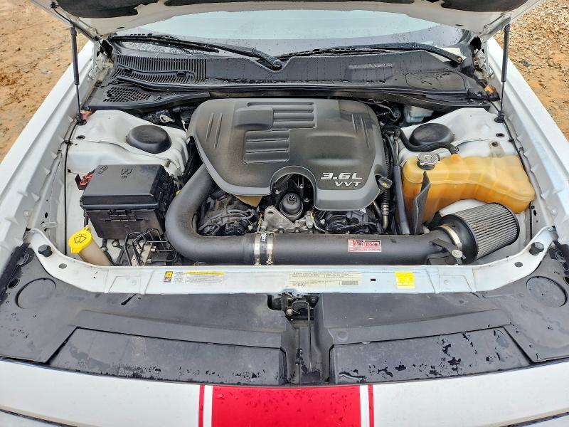 2012 Dodge Challenger sxt