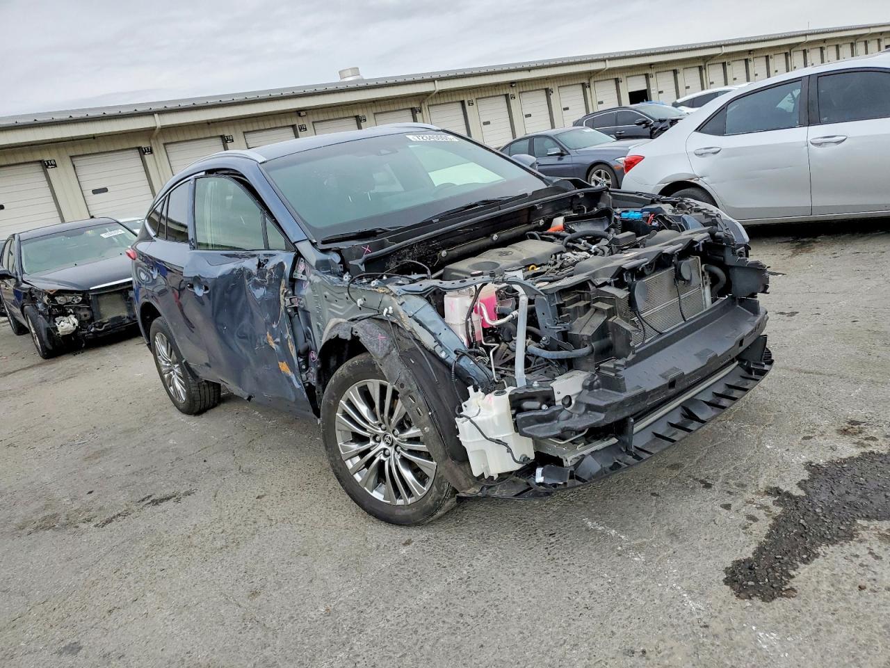 2021 Toyota Venza le