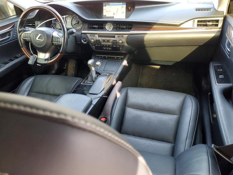 2016 Lexus Es 300h