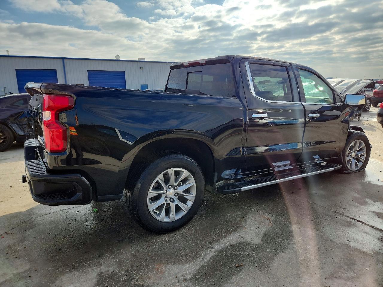 2021 Chevrolet Silverado K1500 High Country