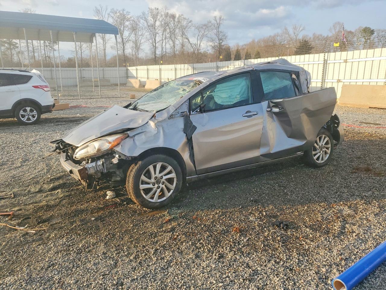 2014 Mazda 5 Sport