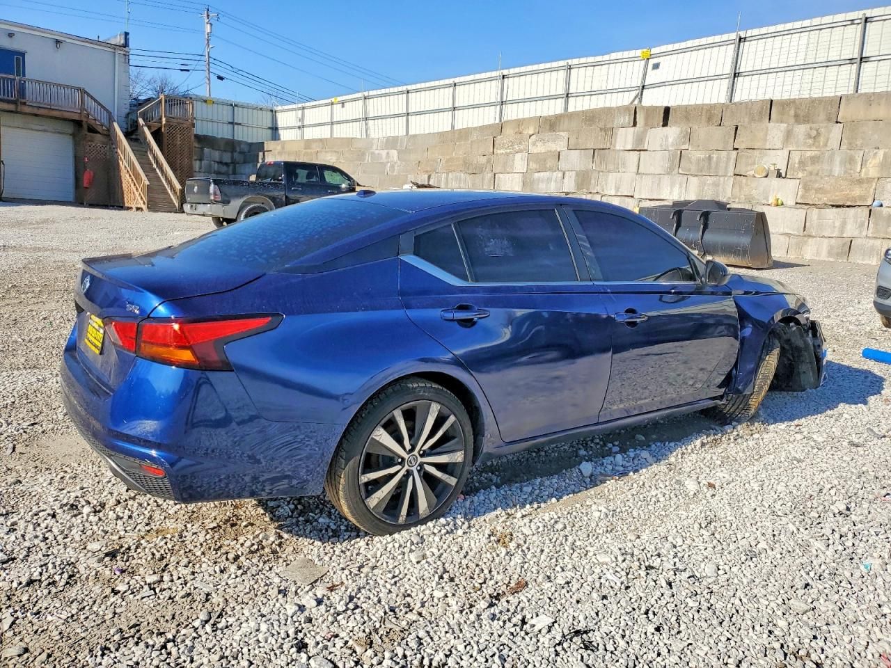 2019 Nissan Altima sr