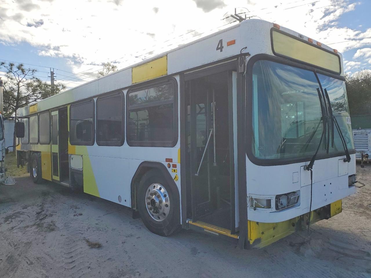 2011 Gillig Low Floor Bus